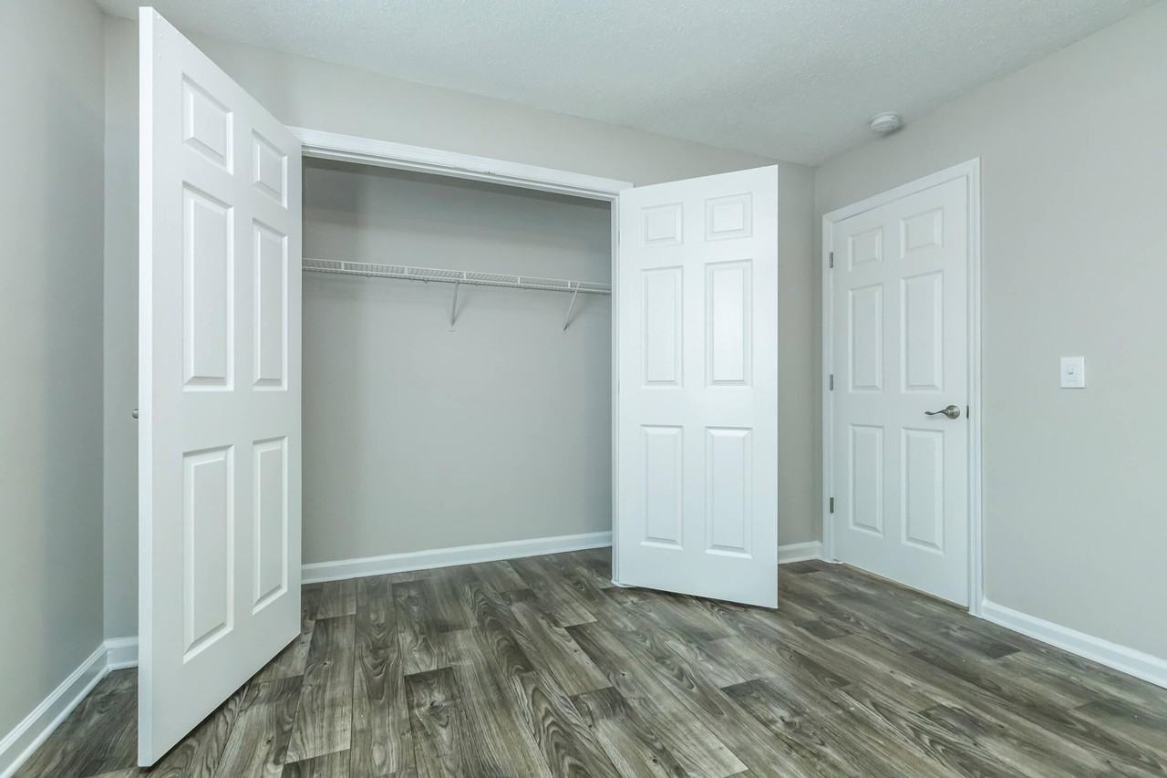 Digby Ln #4-27 - Photo 4 of 11