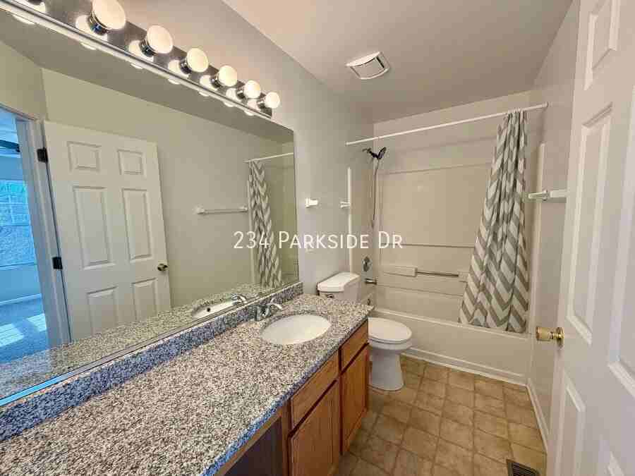 234 Parkside Dr - Photo 7 of 15