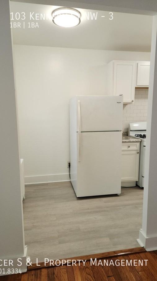 103 Kennedy St Nw #3 - Photo 7 of 10