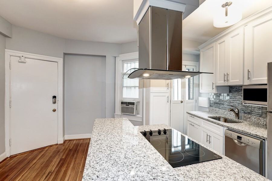 1705 P St Nw #34 - Photo 6 of 29