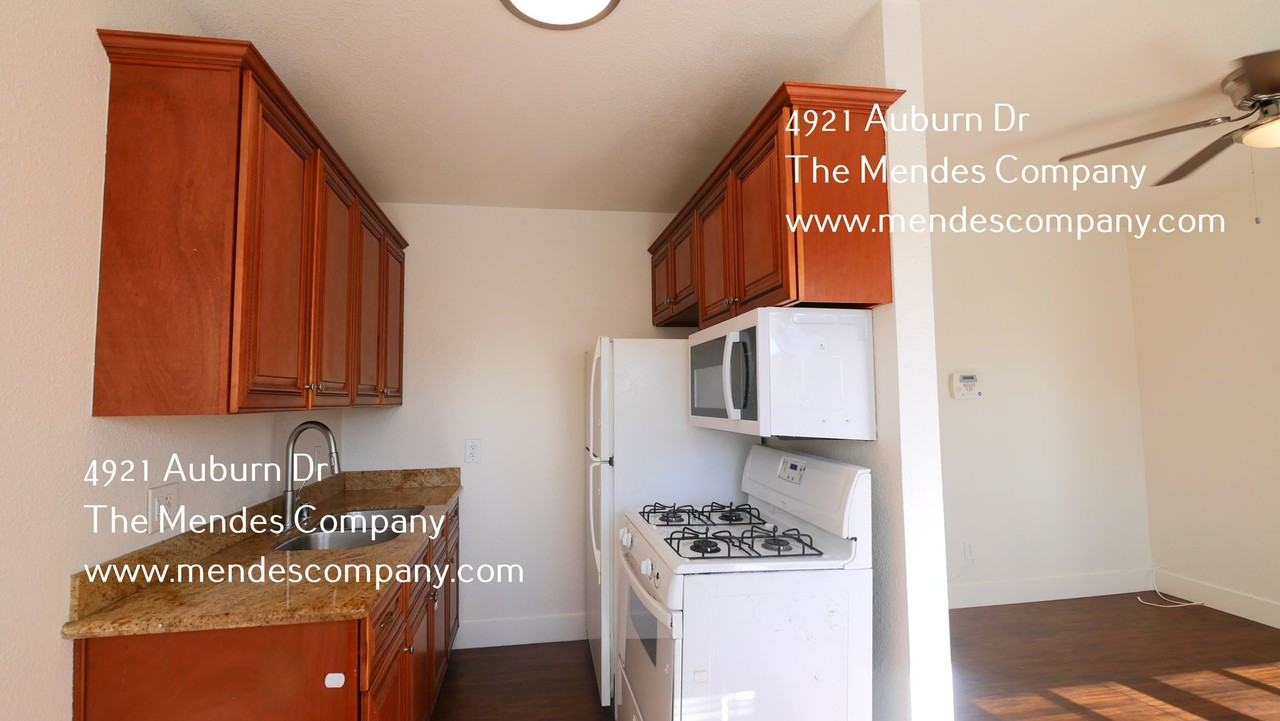 4921 Auburn Dr - Photo 4 of 10