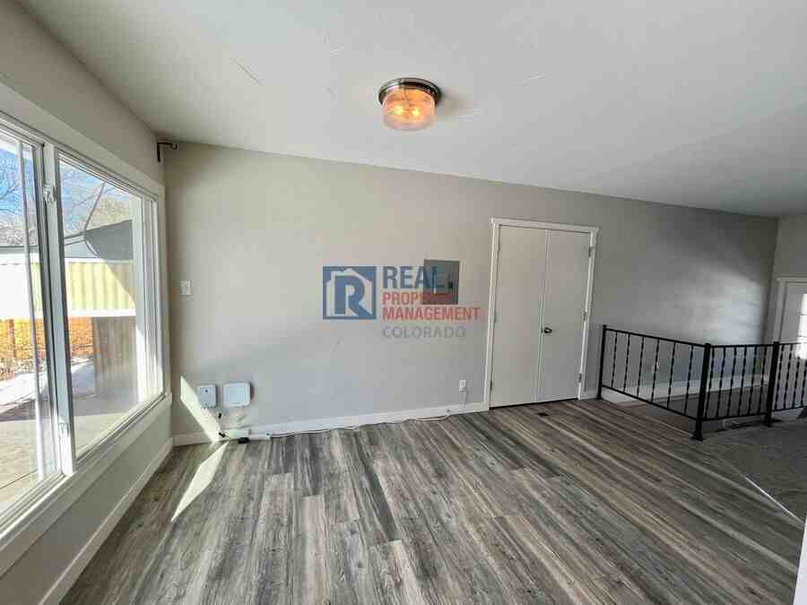 324 Davie Dr - Photo 7 of 22