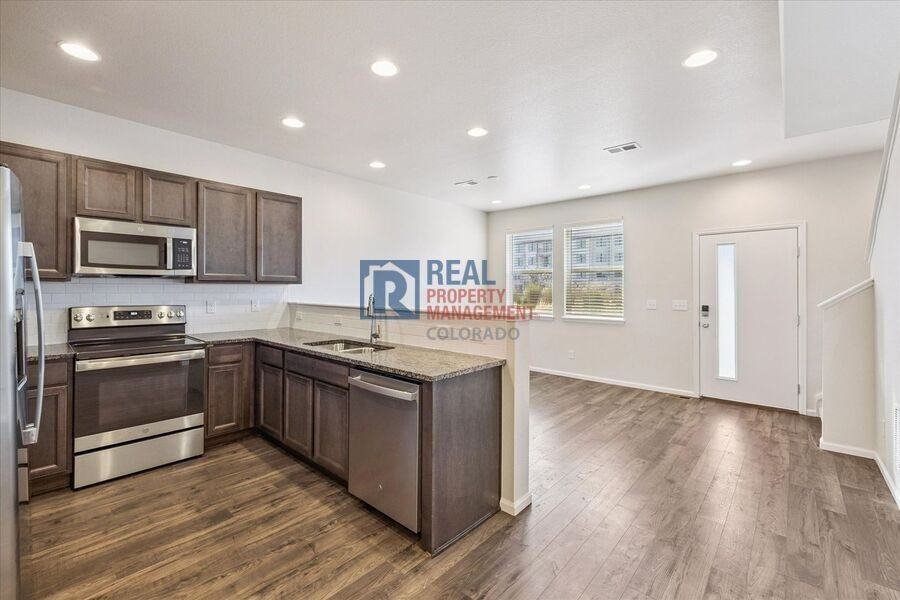 19219 E 64th Ave #11 - Photo 7 of 21