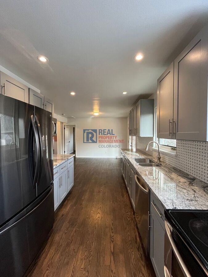 6356 Ingalls Ct - Photo 5 of 15