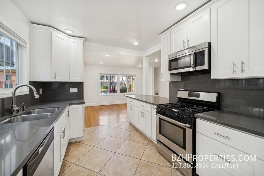 112 S Detroit St #112 - Photo 6 of 24