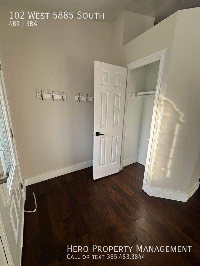 102 W 5885 S - Photo 4 of 50