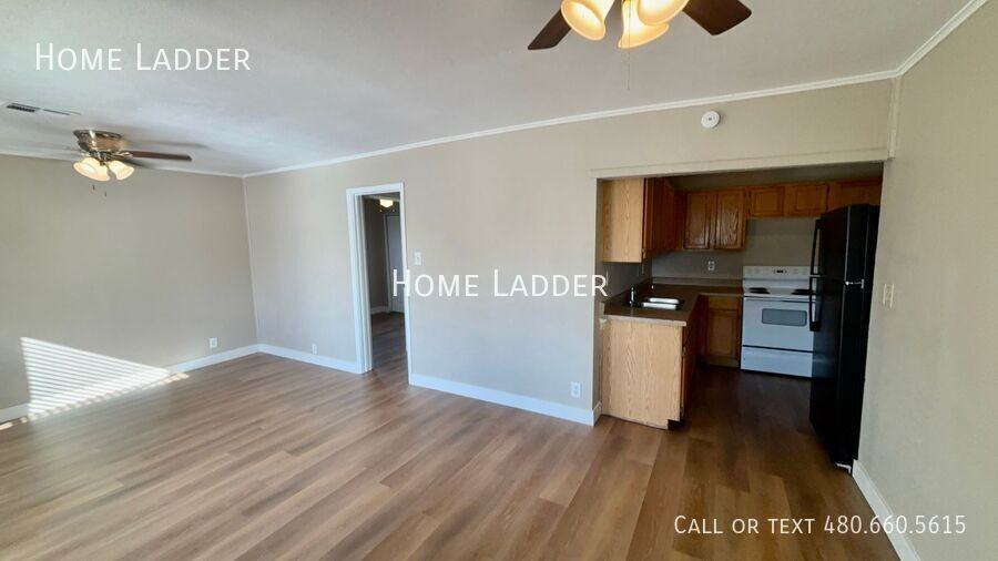 1042 W Taylor St - Photo 2 of 16