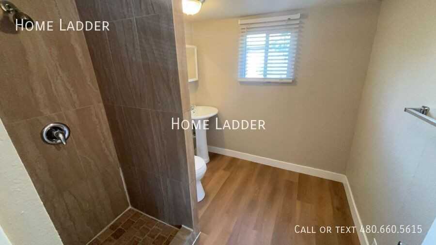 1042 W Taylor St - Photo 6 of 16