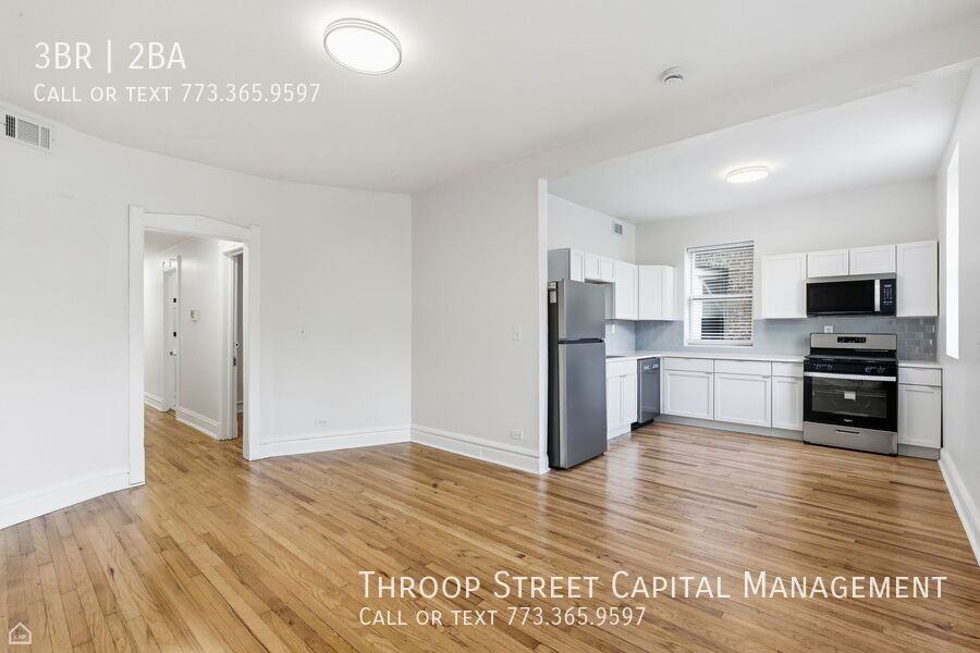 6134 S Vernon Ave Apt 3s - Photo 4 of 14