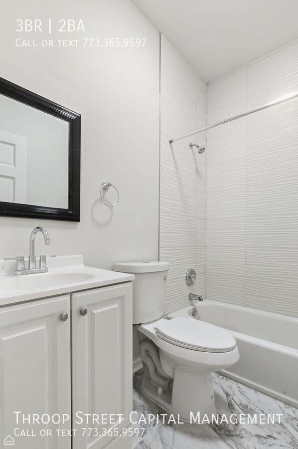 6134 S Vernon Ave Apt 3s - Photo 7 of 14