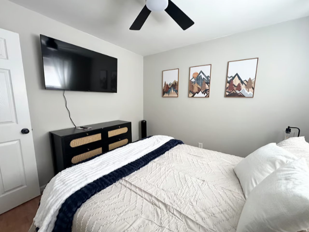 316 E Brookside St #23 - Photo 4 of 24