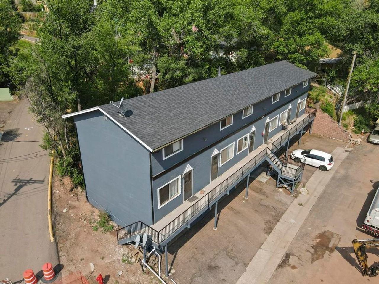 1217 Manitou Ave #1 - Photo 2 of 6