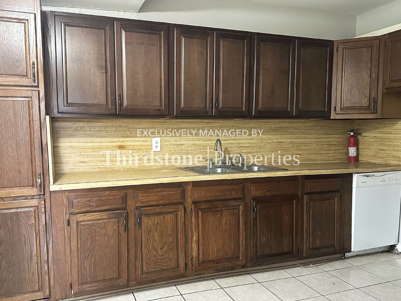 7023 Linda Dr - Photo 7 of 15