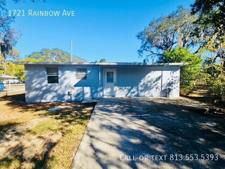 1721 Rainbow Ave - Photo 3 of 31