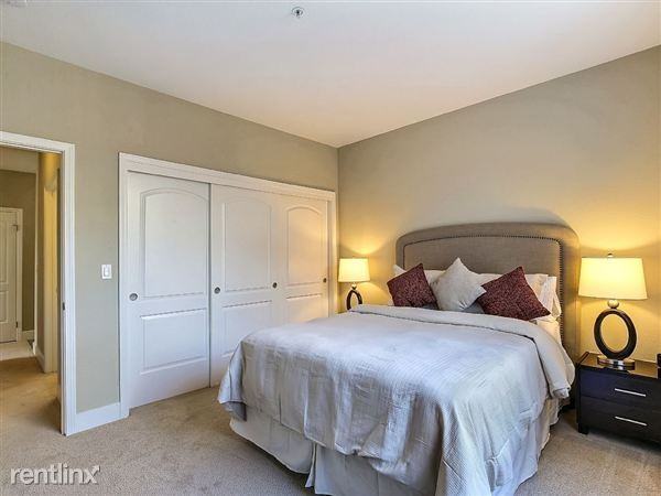 Bridgepointe Cir & Trader Ln - Photo 3 of 23