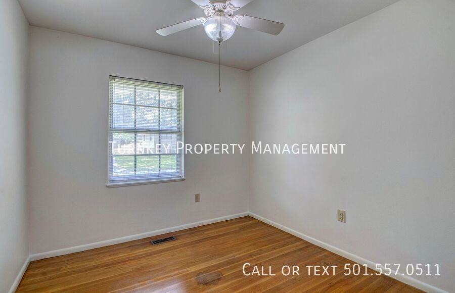 13 Wesley Dr - Photo 5 of 16