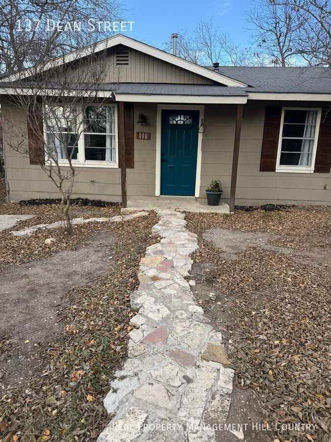 137 Dean St - Photo 2 of 28