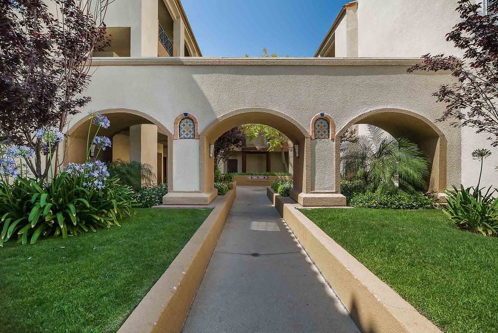 Regency at Encino - Photo 7 of 32