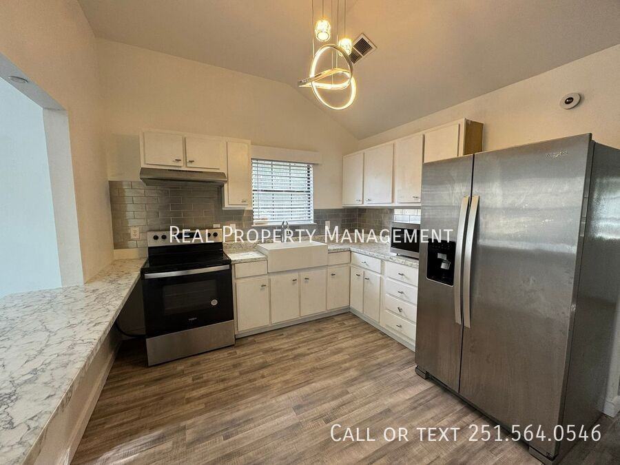 6017 Mission Hills Ct - Photo 4 of 18