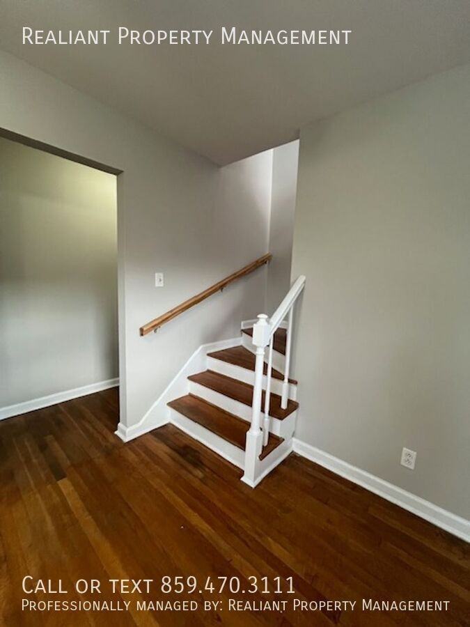 1503 Roanoke Rd #B - Photo 5 of 15