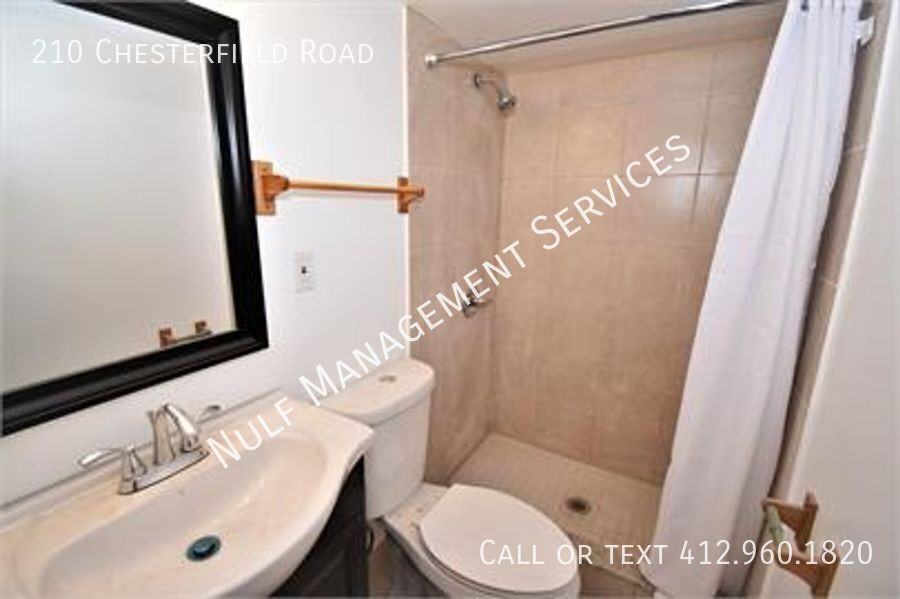 210 Chesterfield Rd - Photo 3 of 11