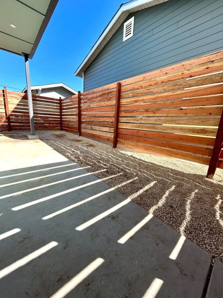 385 Lemon St - Photo 5 of 18