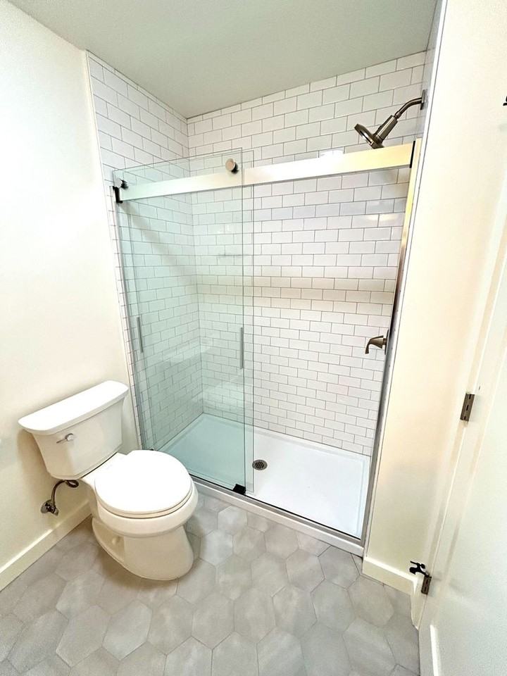 385 Lemon St - Photo 5 of 18