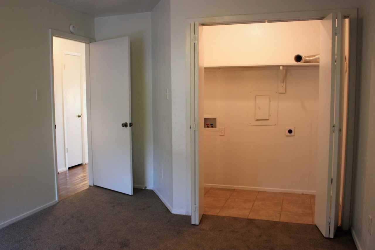 2608C Pecan Knoll St - Photo 7 of 14