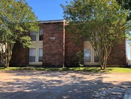 featured image of 2604 Pecan Knoll St