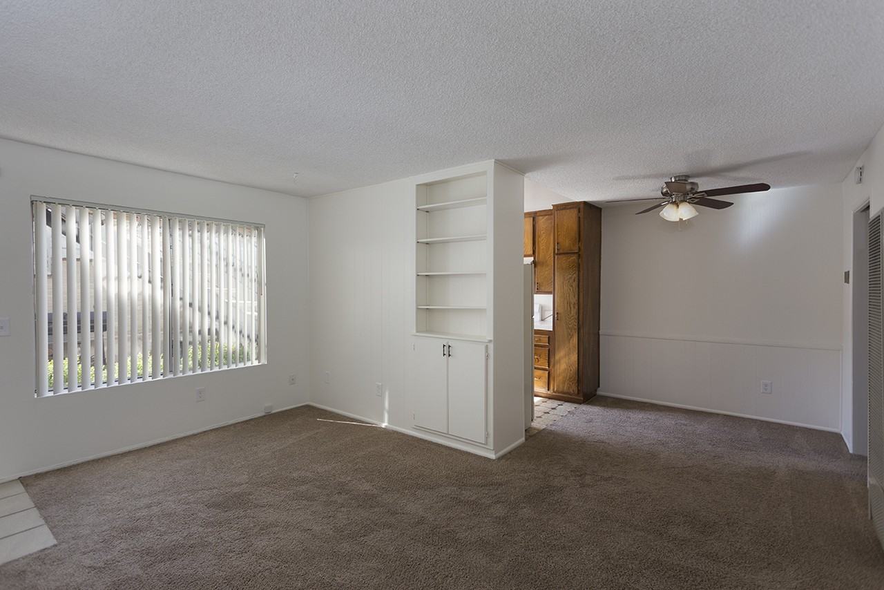 2014 Oliver Ave - Photo 4 of 11