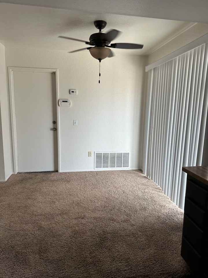 13942 Caspian Way - Photo 6 of 8