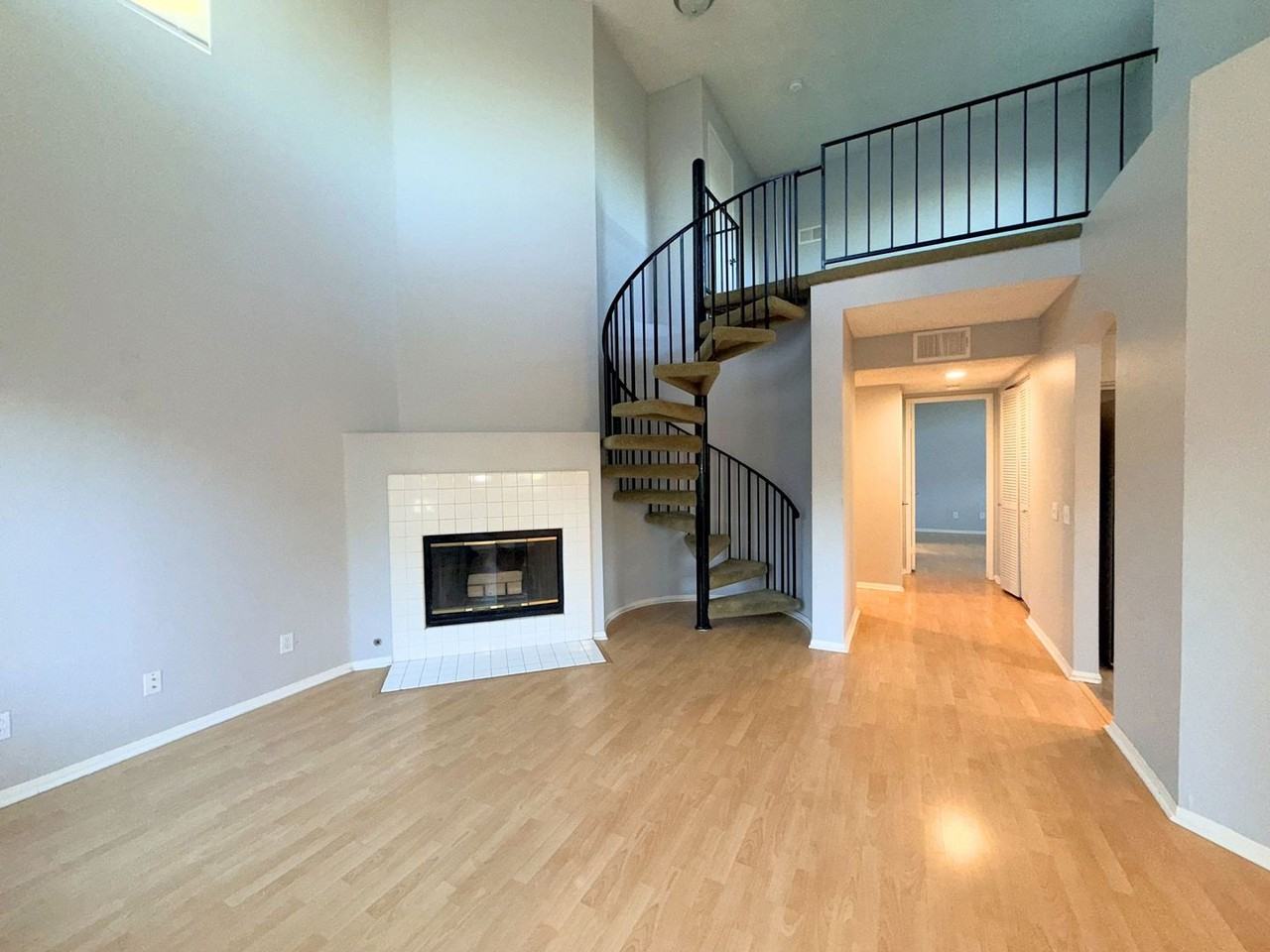 2708 S Montego #H - Photo 3 of 14