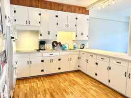 featured image of 366 Main St