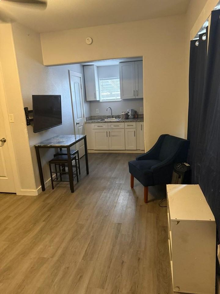 Ave A - Photo 5 of 8