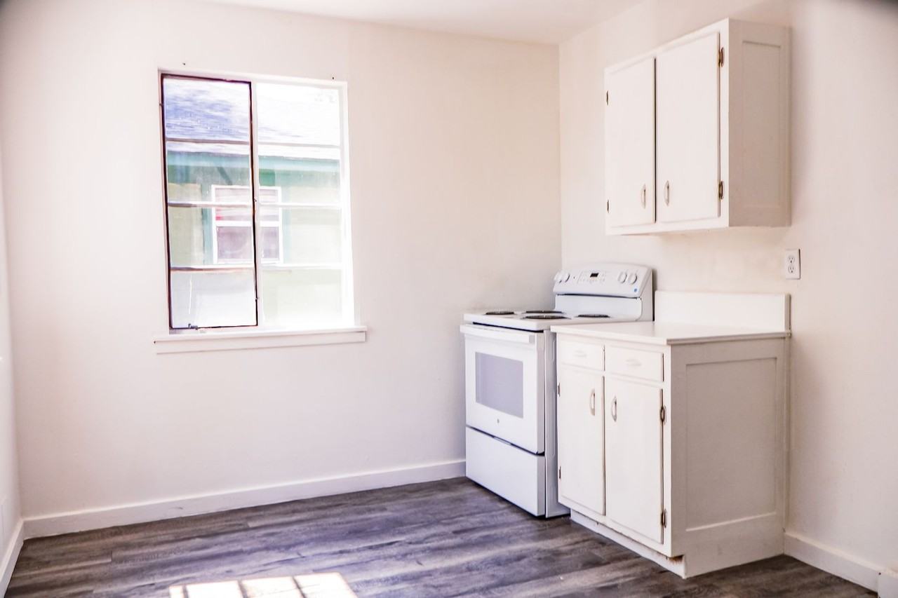 1321 33rd Street Ensley - Photo 5 of 24