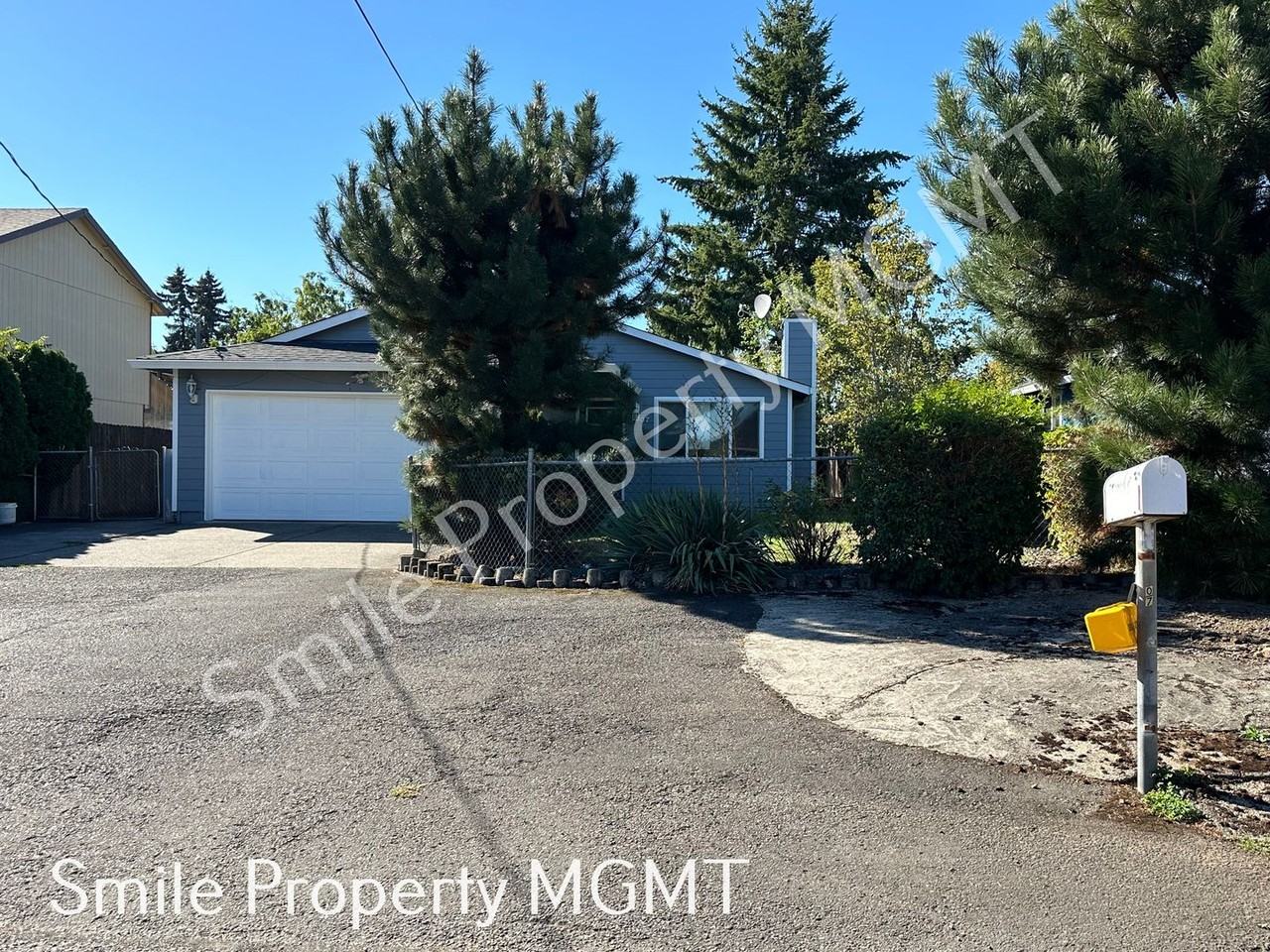 5007 Se 114th Ave - Photo 2 of 12