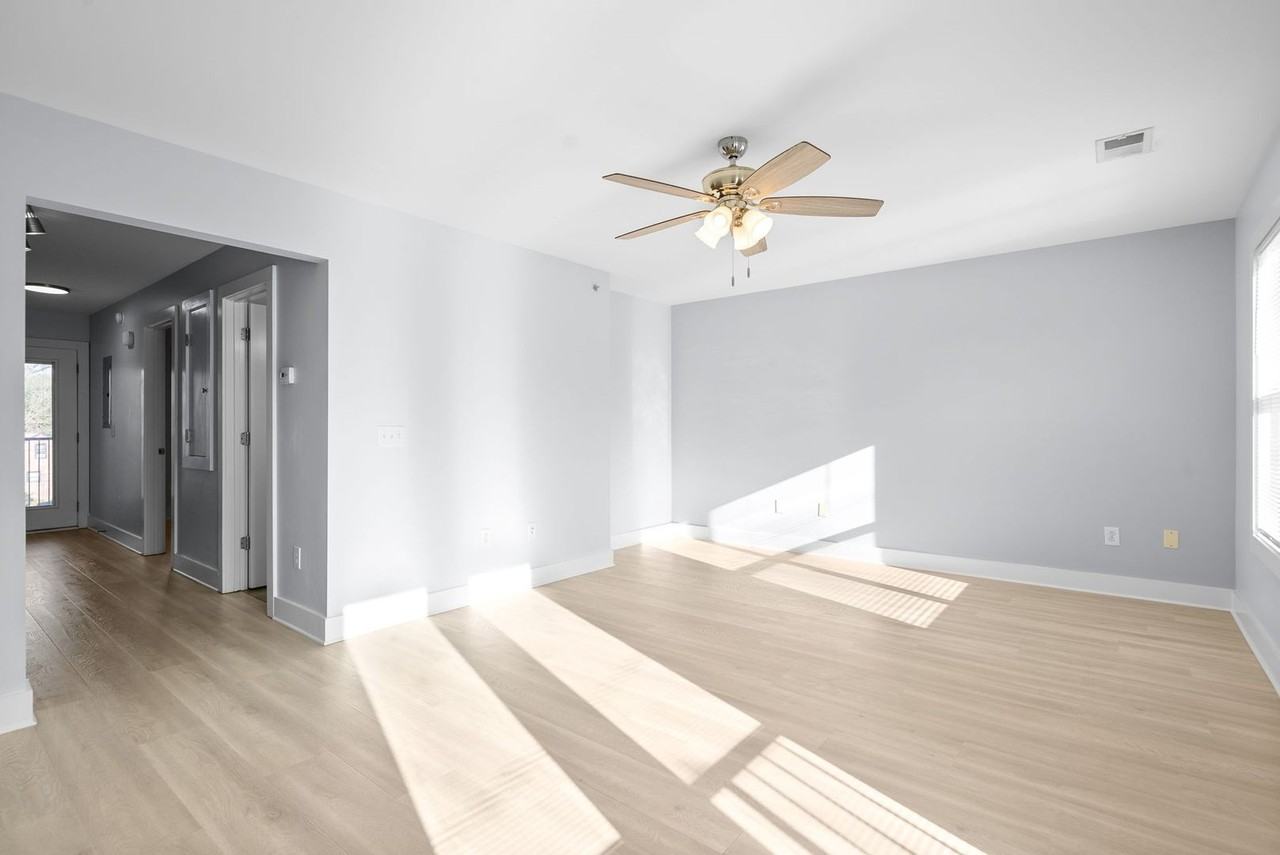 540 N 2nd St - Photo 5 of 14