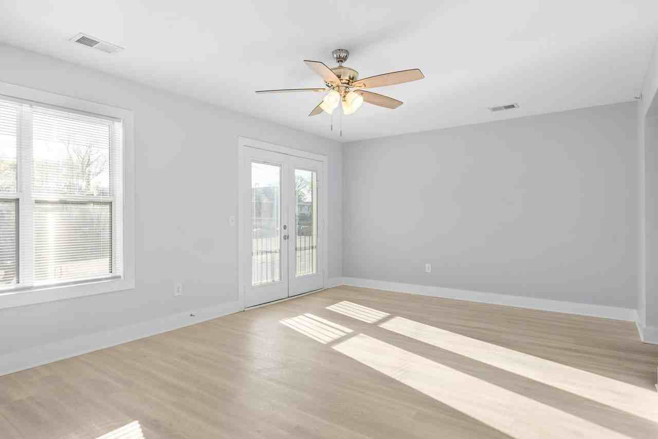 540 N 2nd St - Photo 7 of 14