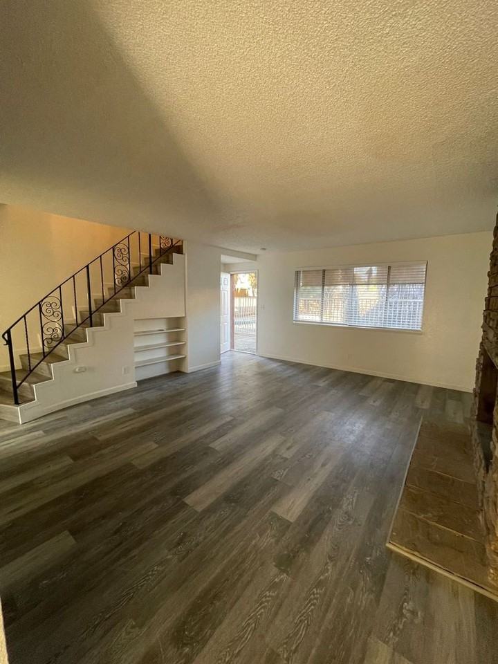 6052 N College Ave - Photo 2 of 18