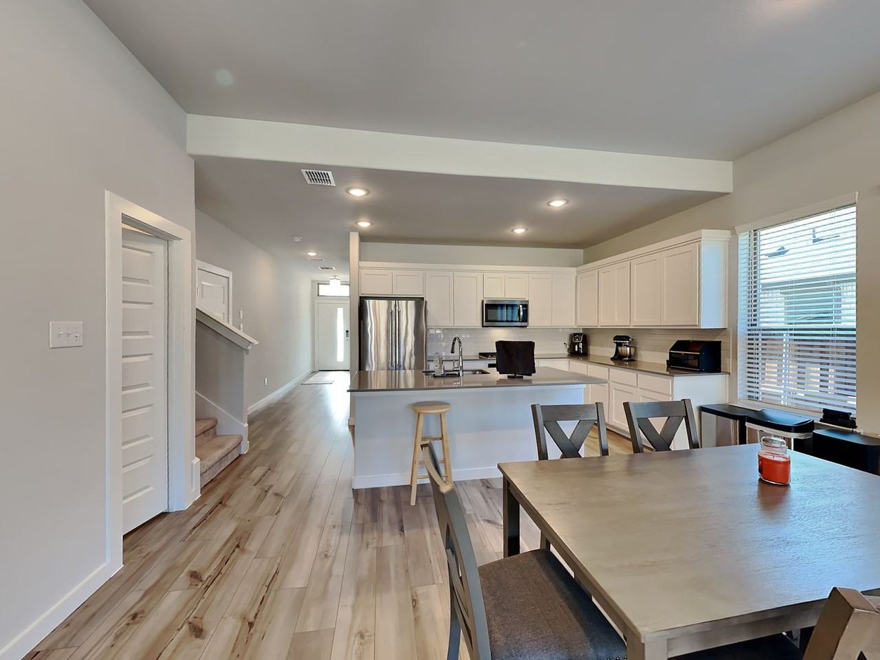 1124 Betten Bronco Dr - Photo 3 of 20