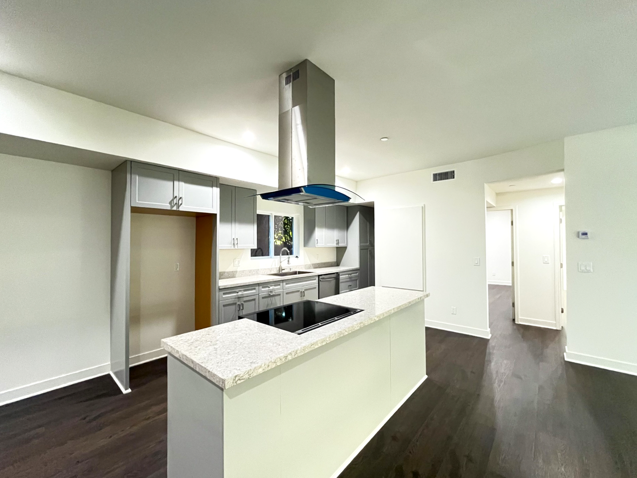 13227 Florwood Ave - Photo 7 of 35