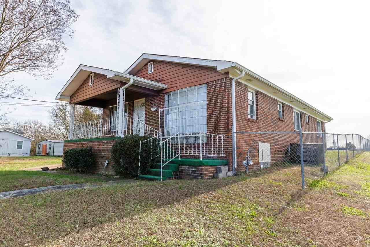 1213 Lafayette St - Photo 3 of 20