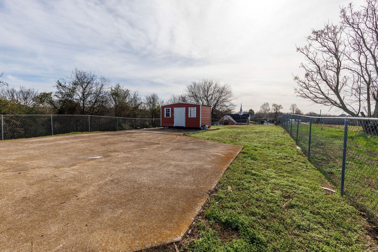 1213 Lafayette St - Photo 7 of 20