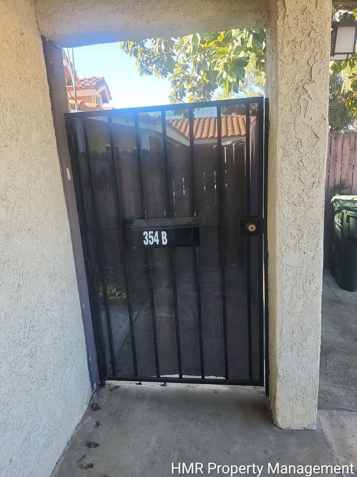 354 Fowler Ave - Photo 2 of 16