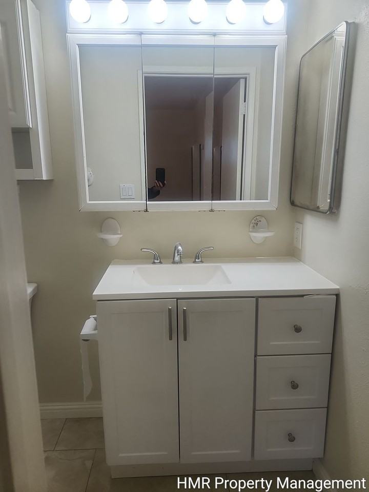 354 Fowler Ave - Photo 4 of 16