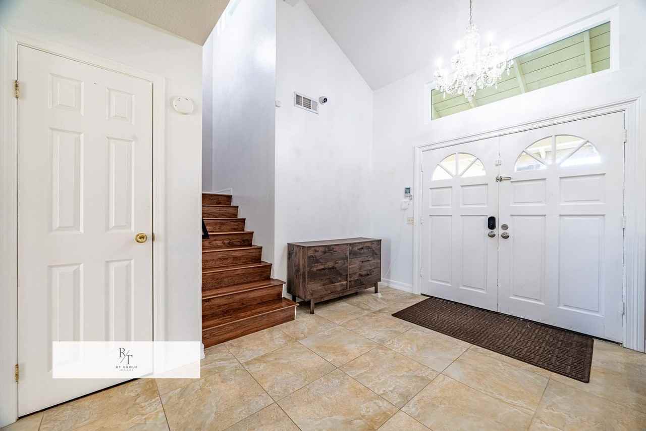 1138 Chisolm Trail Dr - Photo 2 of 39