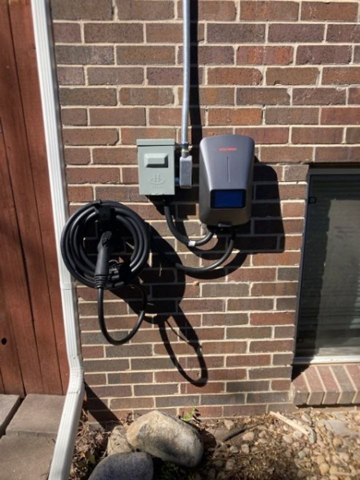 879 19th St - Photo 3 of 20