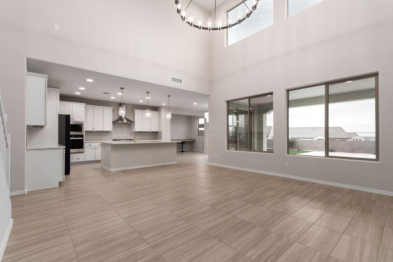 6989 W Plum Rd - Photo 4 of 28