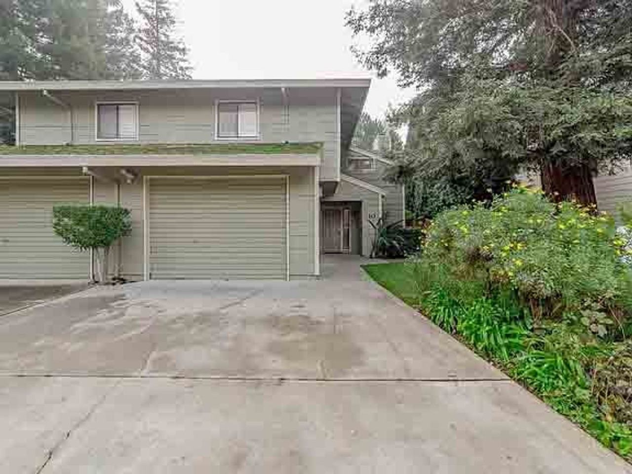 10 Park West Ct - Photo 2 of 26