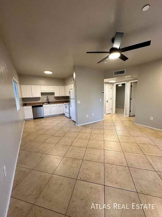 311 W Pastime Rd #6 - Photo 6 of 9